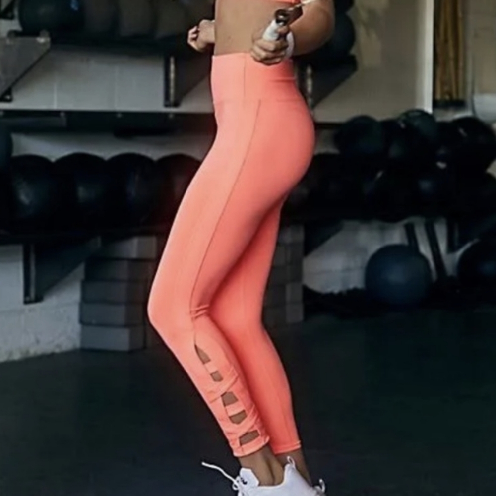 {Free People} Movement Brand New Very Prairie Leggings